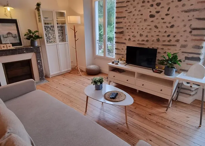 Grand Logement Pour 10 - Proche Halles